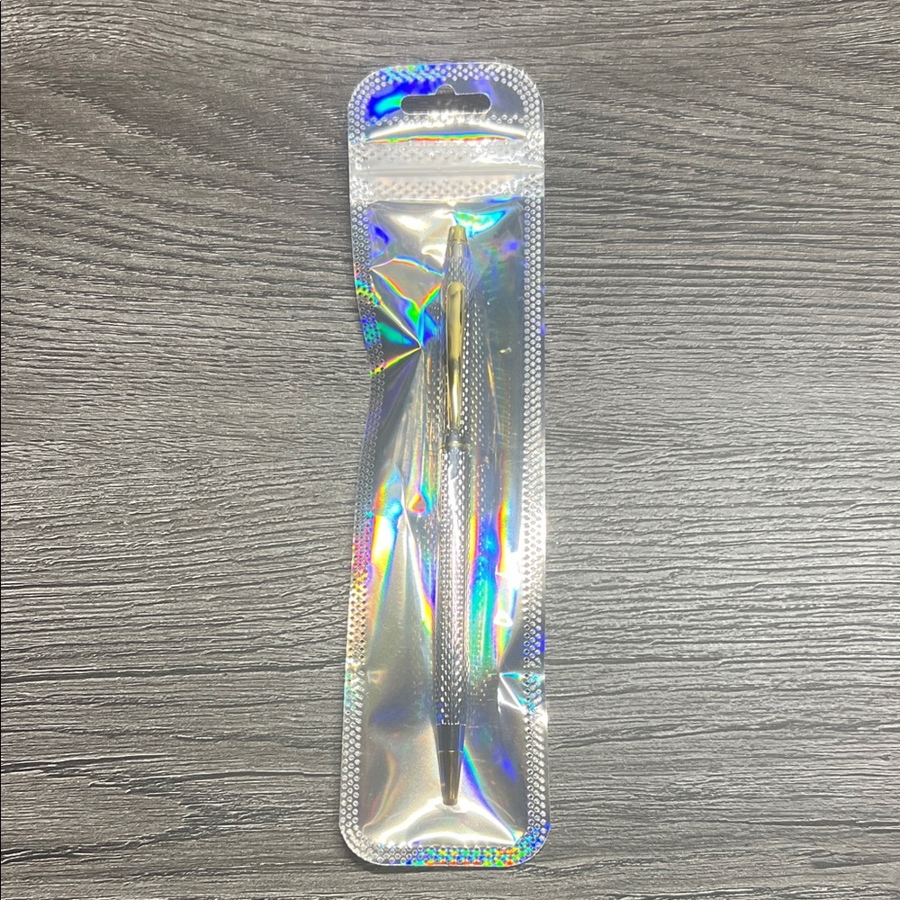 Stylish Gold and Silver Pen